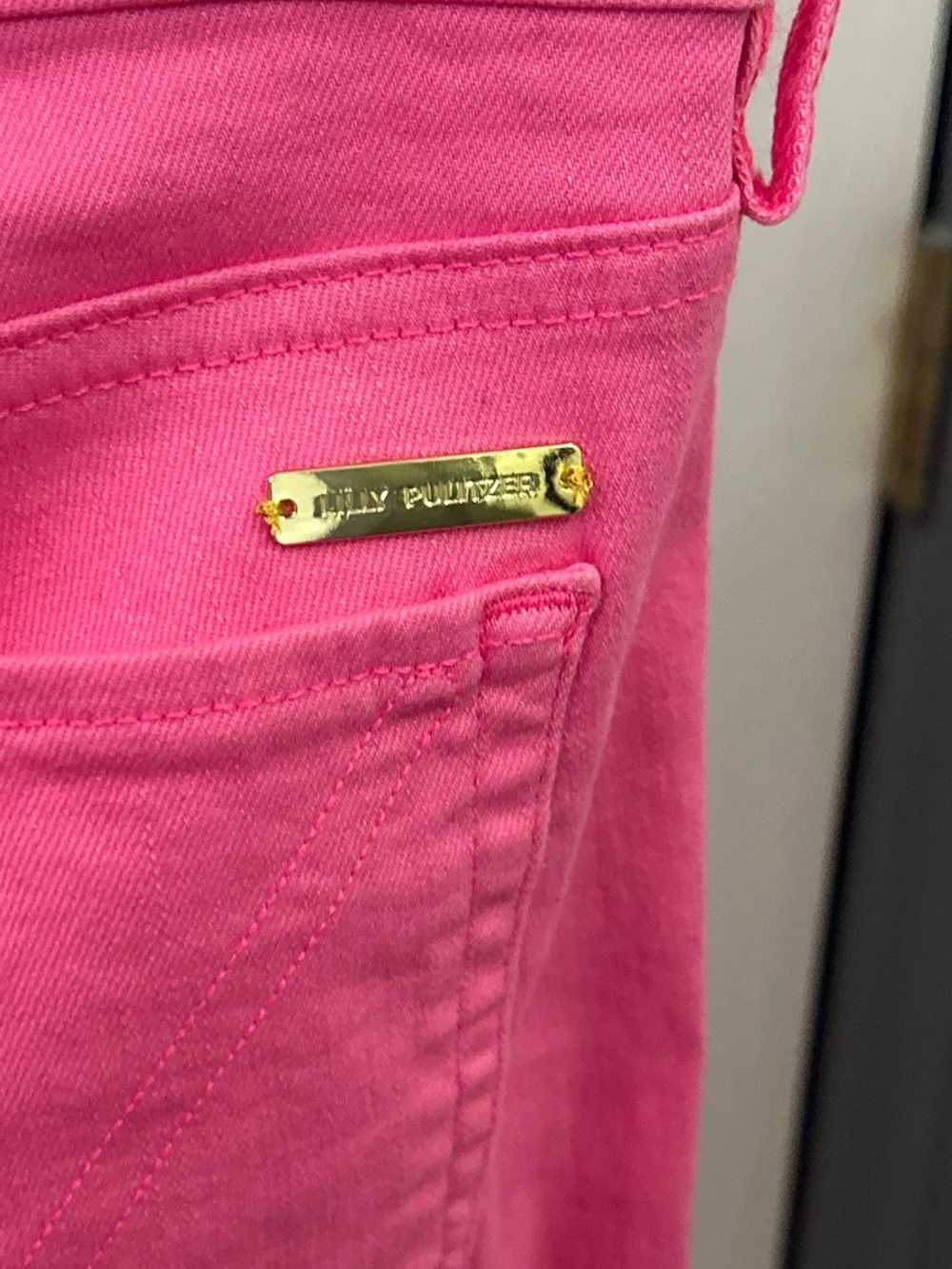 NWT LILLY PULITZER hot pink denim jeans. - Picture 5 of 16